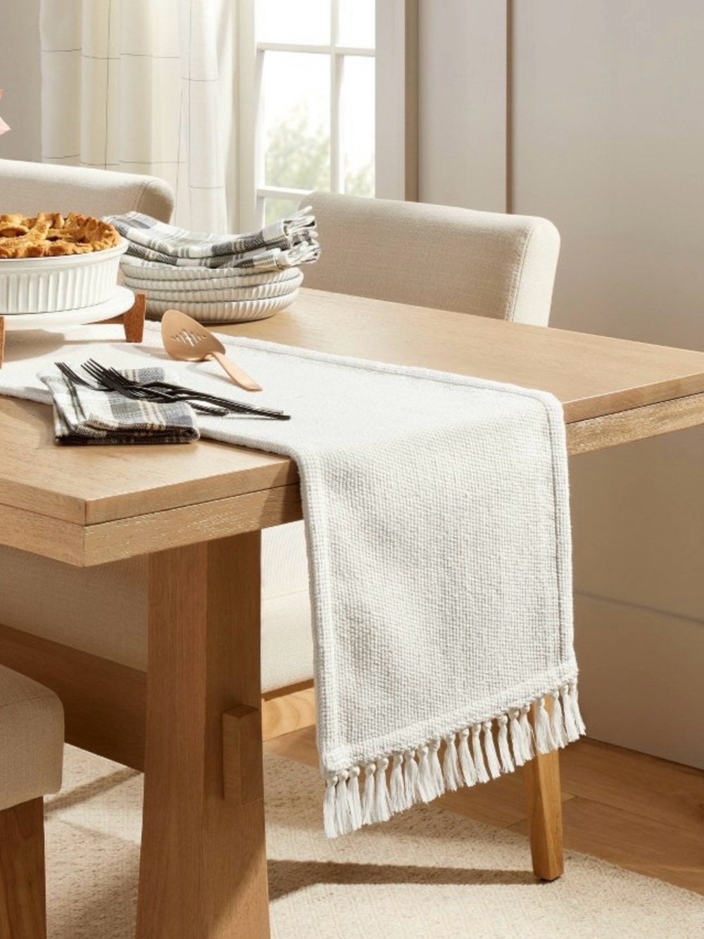 Heath & Hand Magnolia 14"x72" Cream Pebble Textured Woven Fringe Table Runner